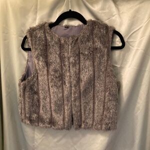 IMAN Faux Fur Vest Sleeveless Gray Grey Modacrylic Poly Hook Closure Size XS EUC